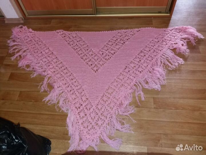 Шаль вязаная