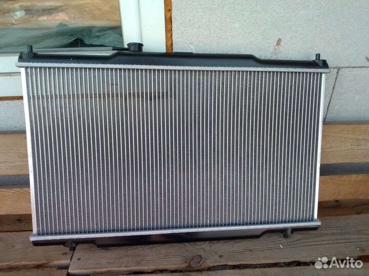 Хонда срв 2 радиатор охлаждения 19010pnlg51