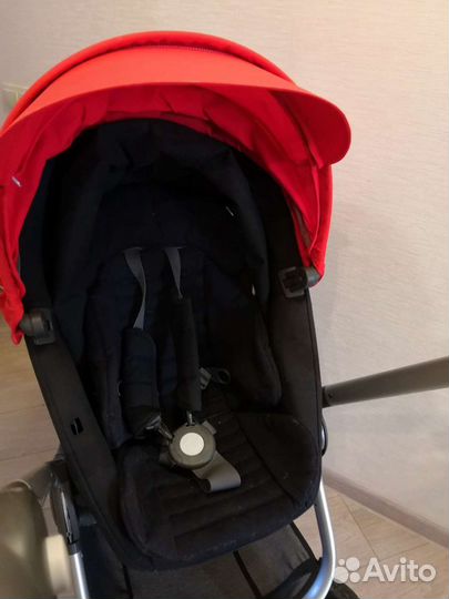 Прогулочная коляска Stoke scoot v3