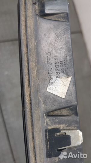 Решетка радиатора Volvo XC90, 2004