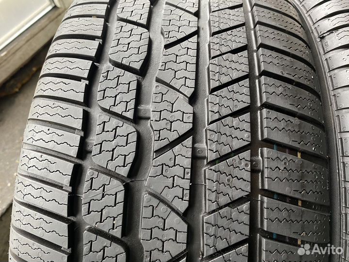 Continental ContiWinterContact TS 830 P 245/40 R20 99V