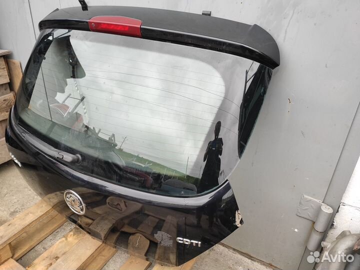 Крышка багажника на Opel Corsa D 3Д Z20R