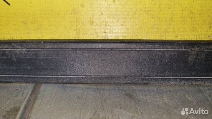 Накладка на порог салона передняя Toyota Corolla