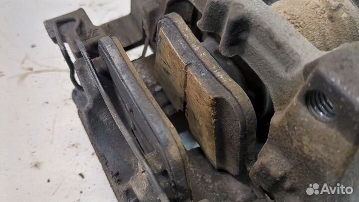 Суппорт левый задний Volvo S90, 2018