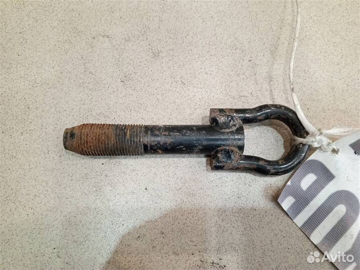 Крюк буксировочный Toyota Camry