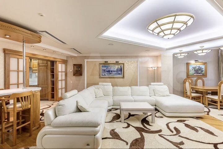 4-к. квартира, 170 м², 14/22 эт.