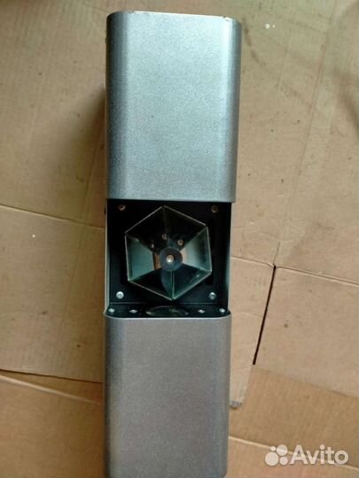 Музыкальные колонки и световые приборы пропеллер