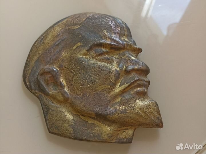 Бюст ленина бронза