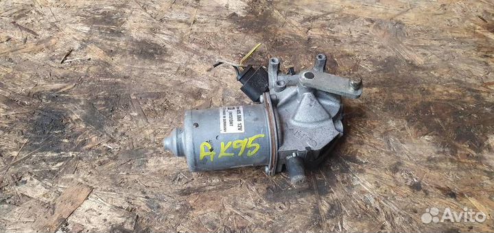 Моторчик стеклоочистителя передний Opel Corsa D 2