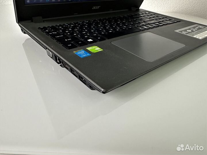 Игровой ноутбук Acer/2видеокарты/8gb/SSD