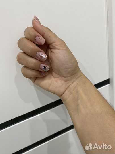 Мастер маникюра