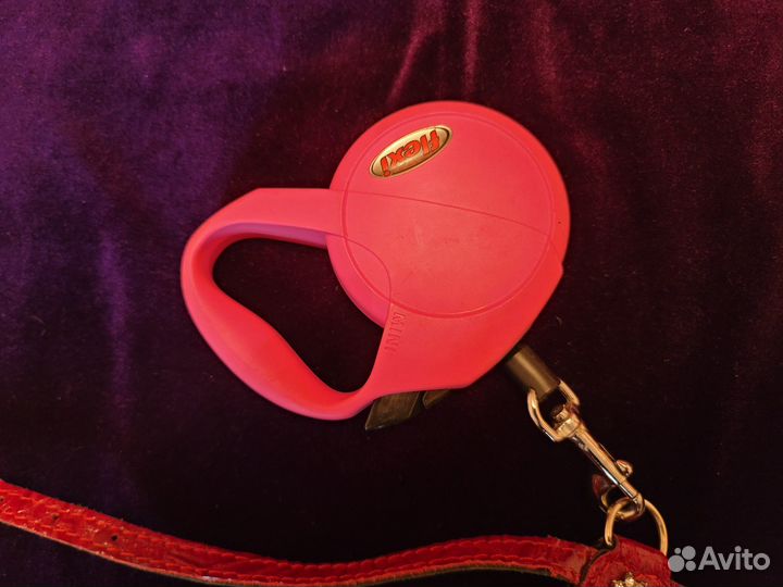 Шлейка с поводком-рулеткой для собак мелких пород