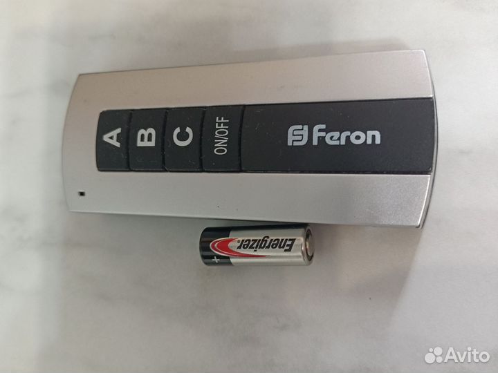 Пульт Feron для управлением света люстры