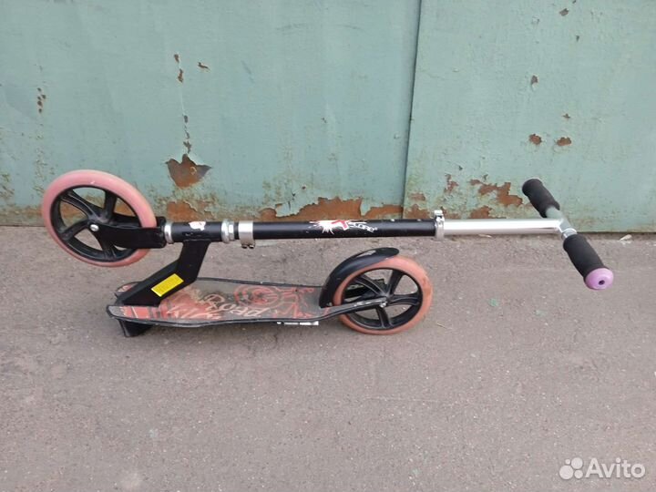 Самокаты 20, 17 колëса и детские