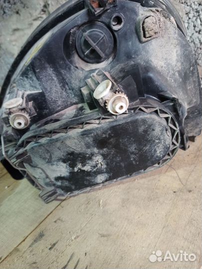 Фара правая priora