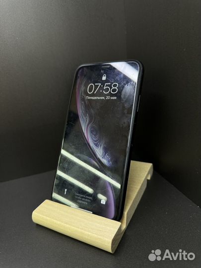 iPhone Xr, 64 ГБ