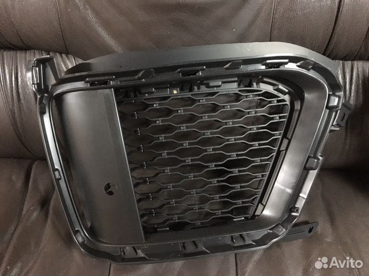 Решетка в бампер Range Rover Sport L494 рест