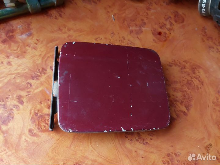 Лючок бензобака Nissan Almera N15