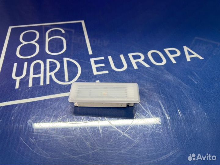 Плафон подсветки салона Bmw X5 F15 N57D30A 2014