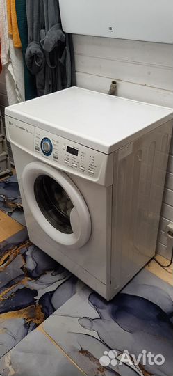 Стиральная машина LG 5кг б/у