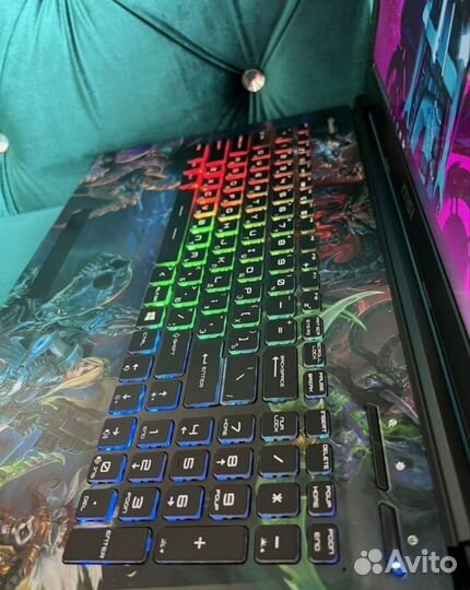 Игровой ноутбук MSI i7