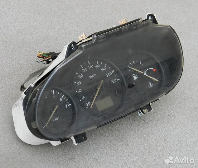 Панель приборов Ford Fiesta 4 1.8TD