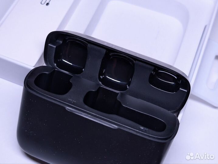 Беспроводной микрофон Ulanzi J12