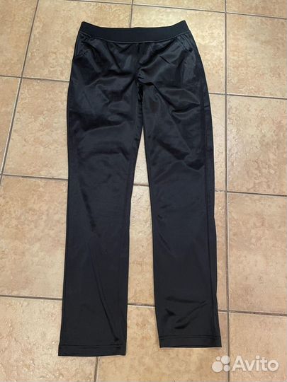 Женский спортивный костюм diadora