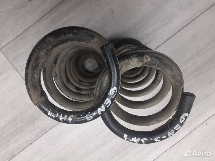 Пружина задняя Hyundai Genesis