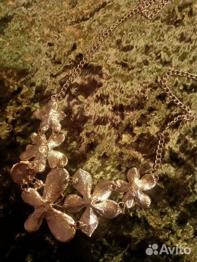 Бижутерия бусы колье