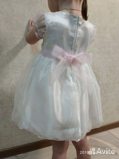 Платья 2-7лет, меховая накидка от 1 до 4 лет