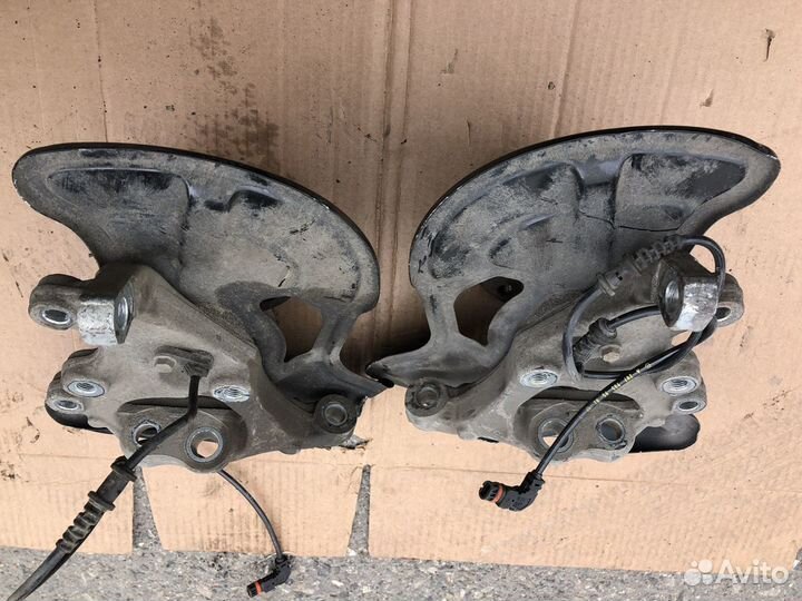 Цапфа кулак ступица передние Mercedes w204 с204 w2