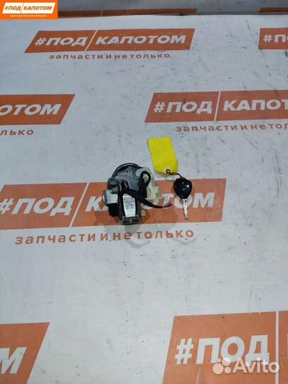 Замок зажигания Toyota Corolla 8978335041