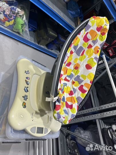 Детские электронные качели 4moms