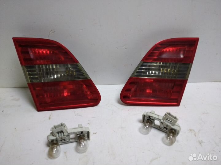 Фонарь задний Mercedes-Benz W245 2005-2011