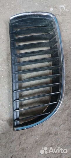 Решотка радиатора бмв е90