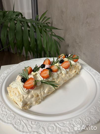 Меренговый рулет