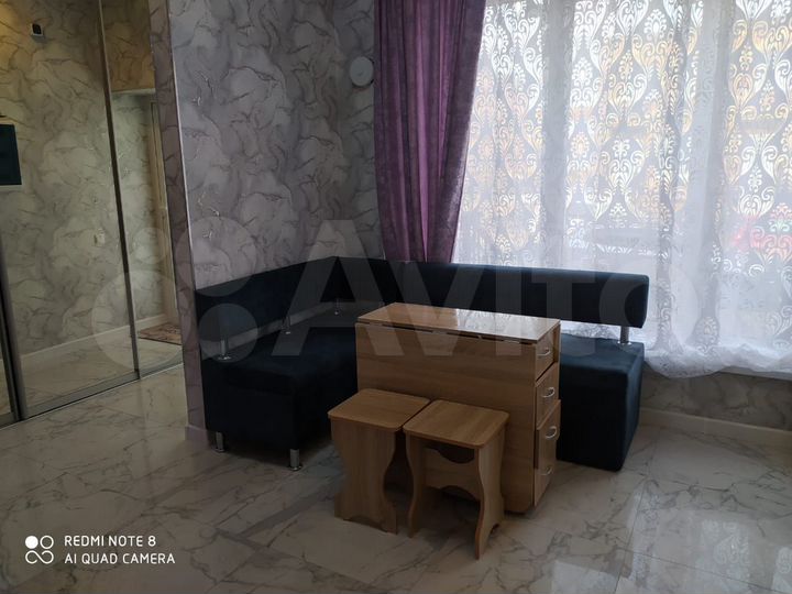 2-к. квартира, 52 м², 2/2 эт.