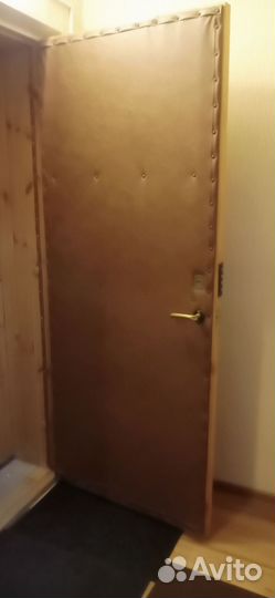 Дверь деревянная бу с коробкой