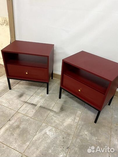 Тумба прикроватная