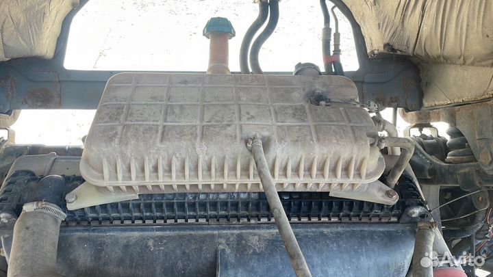 Расширительный бачок FAW J6