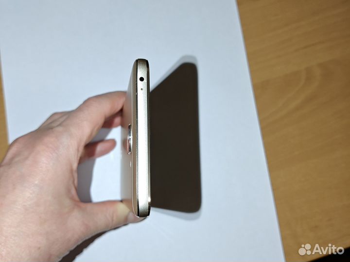 LeEco Le Pro 3, 4/32 ГБ