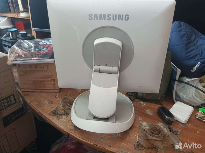 Мониторы,колонки