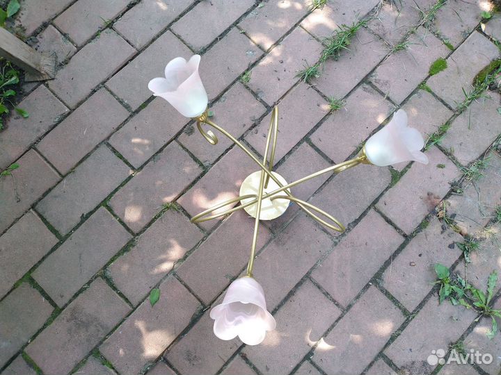 Люстра потолочная на 3 лампы