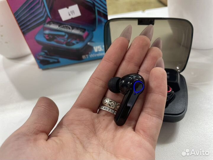 Беспроводные наушники М19 новые