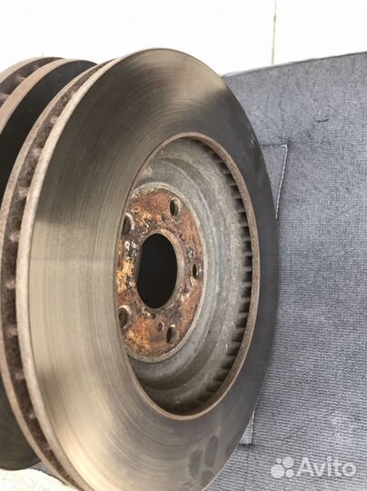 Тормозные диски Lexus