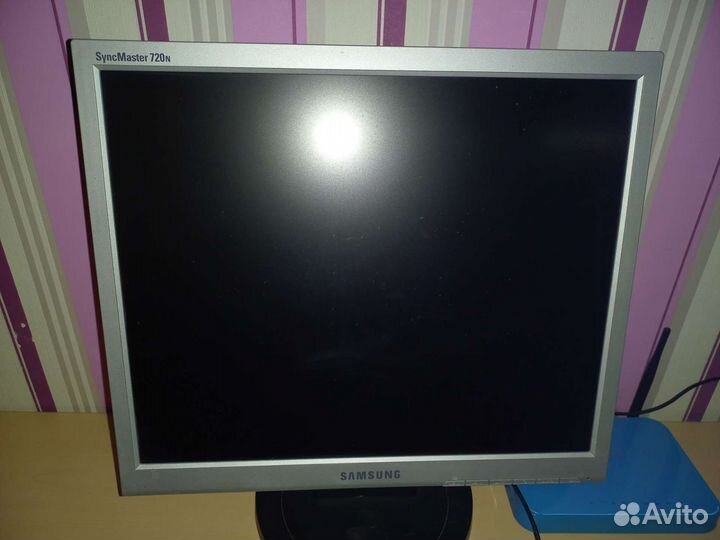 Монитор samsung syncmaster 720n