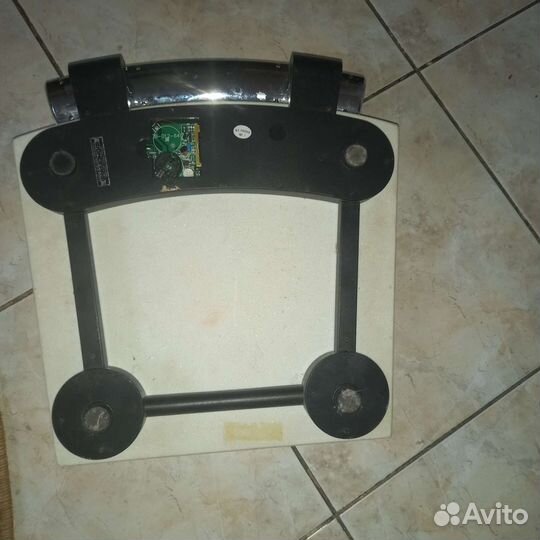 Весы напольные электронные bork 150кг