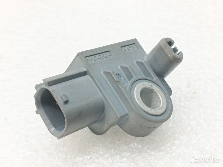 Датчик удара Kia Sportage 4 QL 2.0D D4HA 2016