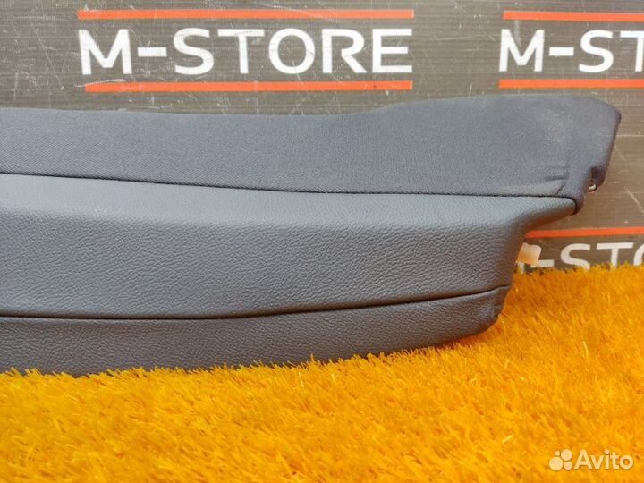 Обшивка стойки левая Audi A4 B8/8K cdnc 2009